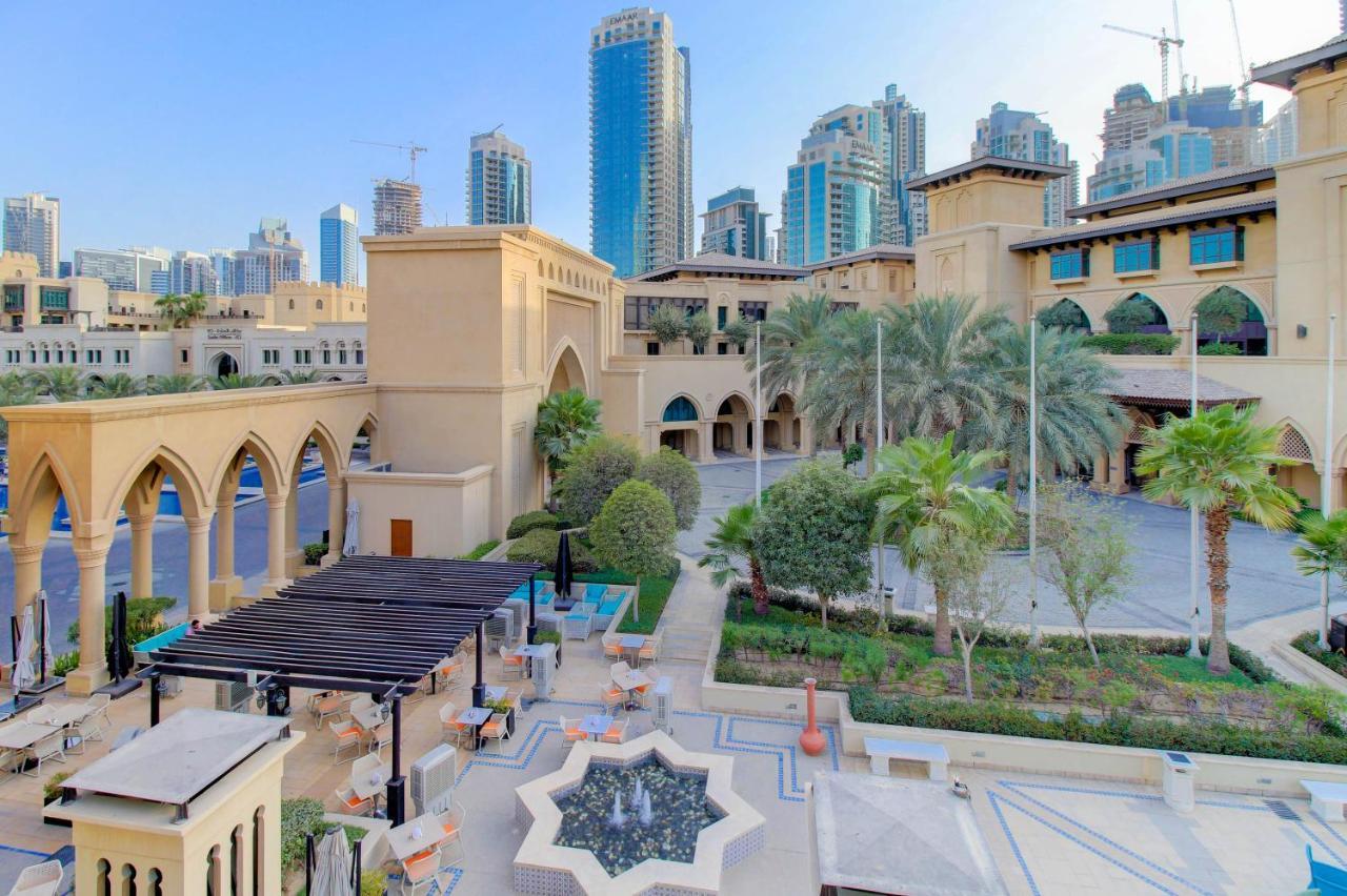 Durrani Homes - Souk Al Bahar Luxury Living With Burj & Fountain Views Дубай Екстер'єр фото