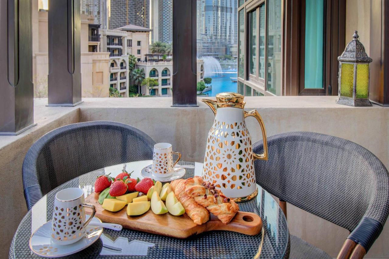 Durrani Homes - Souk Al Bahar Luxury Living With Burj & Fountain Views Дубай Екстер'єр фото