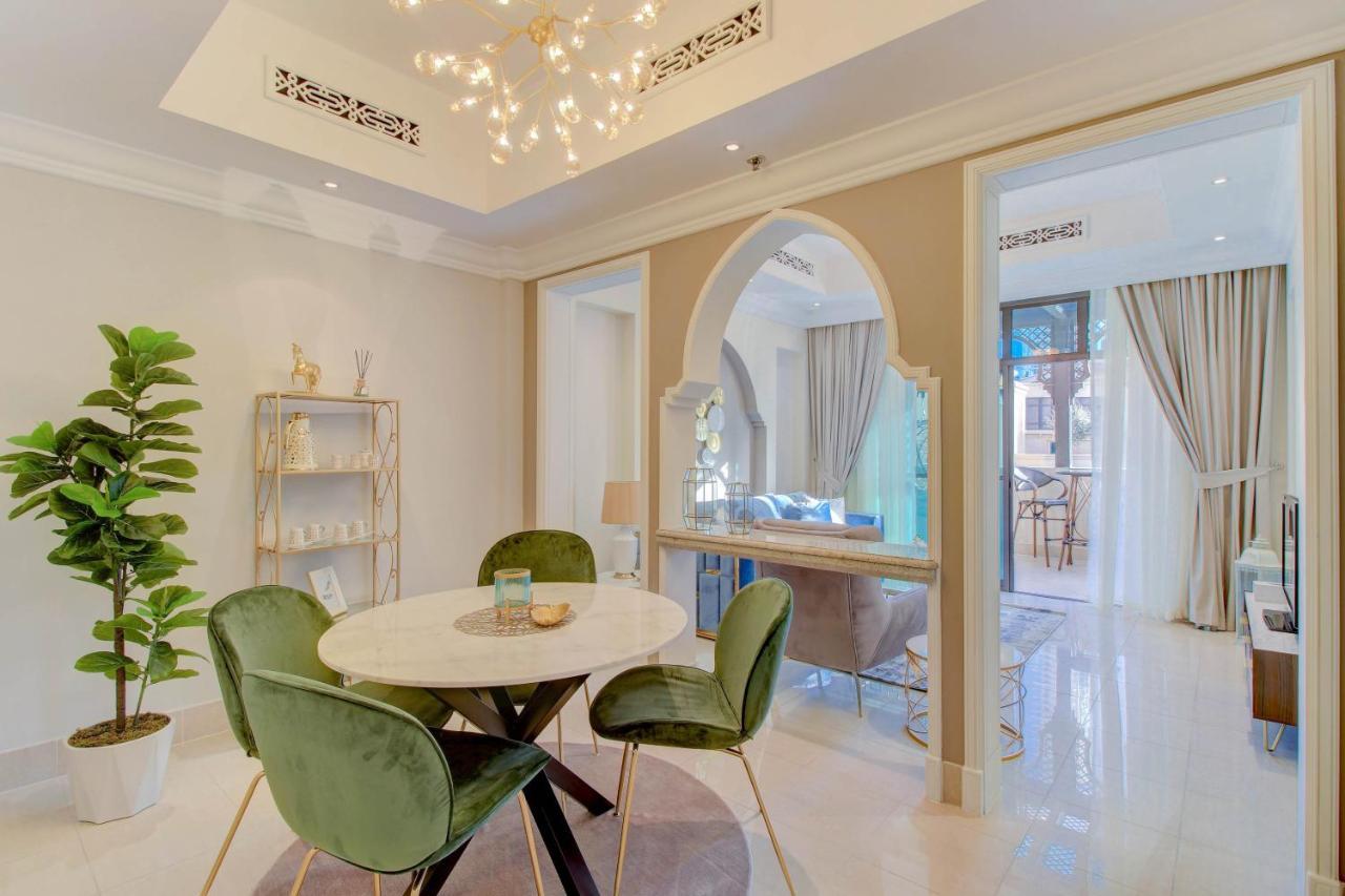 Durrani Homes - Souk Al Bahar Luxury Living With Burj & Fountain Views Дубай Екстер'єр фото